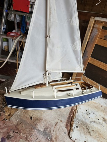 Modello barca vela - a,