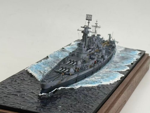 Modellino nave corazzata uss - corazzata,